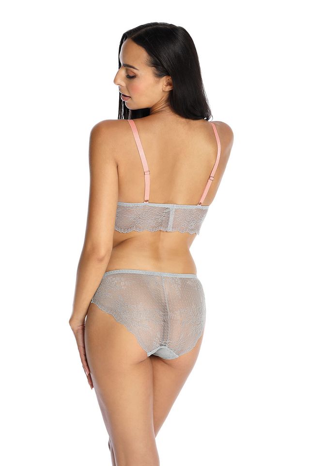 Бюстгальтер Pure из тонкого ажурного кружева