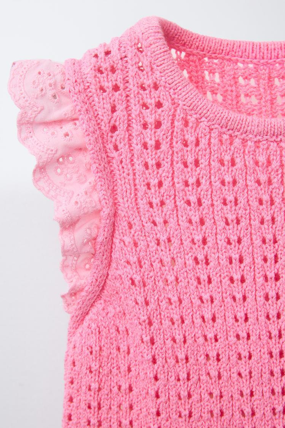 ZARA ТРИКОТАЖНЫЙ ТОП С КРУЖЕВОМ, РОЗОВЫЙ