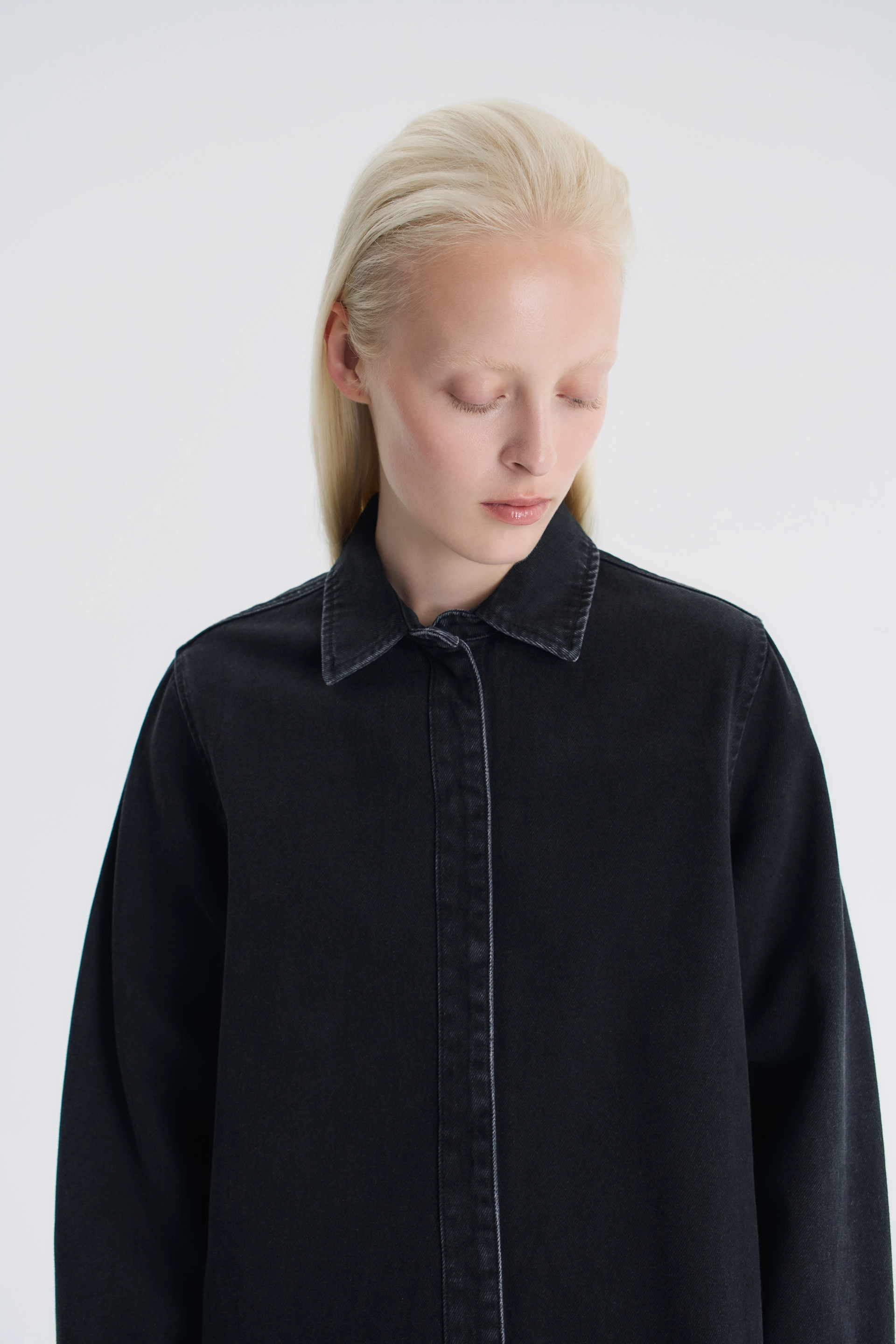 Джинсовая рубашка