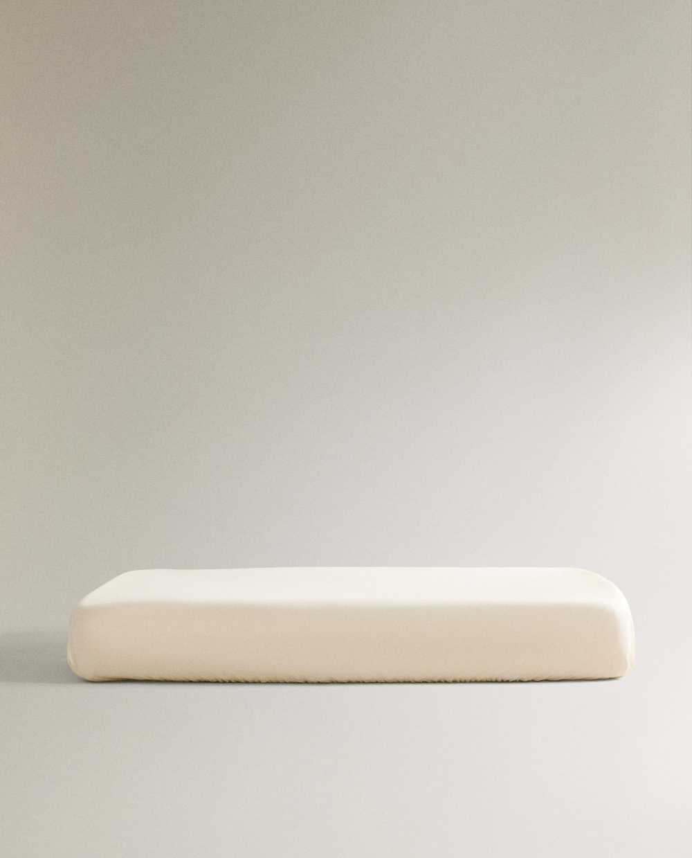 Простыня на резинке Zara Home, хлопок 100%, однотонный, 6630/900