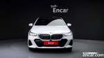 BMW 5 Series (G60) 520i M Sports (02.2024)