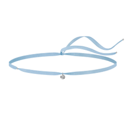 бледно-голубая шелковая лента