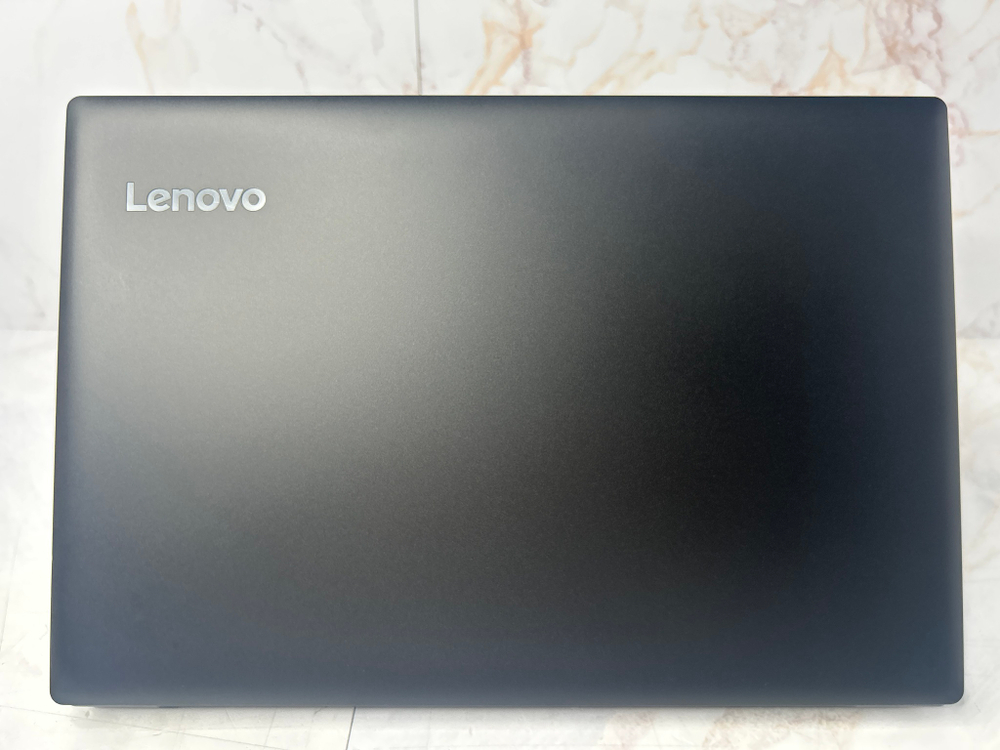 Ноутбук Lenovo 330-15IKB. Конфигурация: i3-7130U/8GB/1TB/Intel HD/Win11/FHD