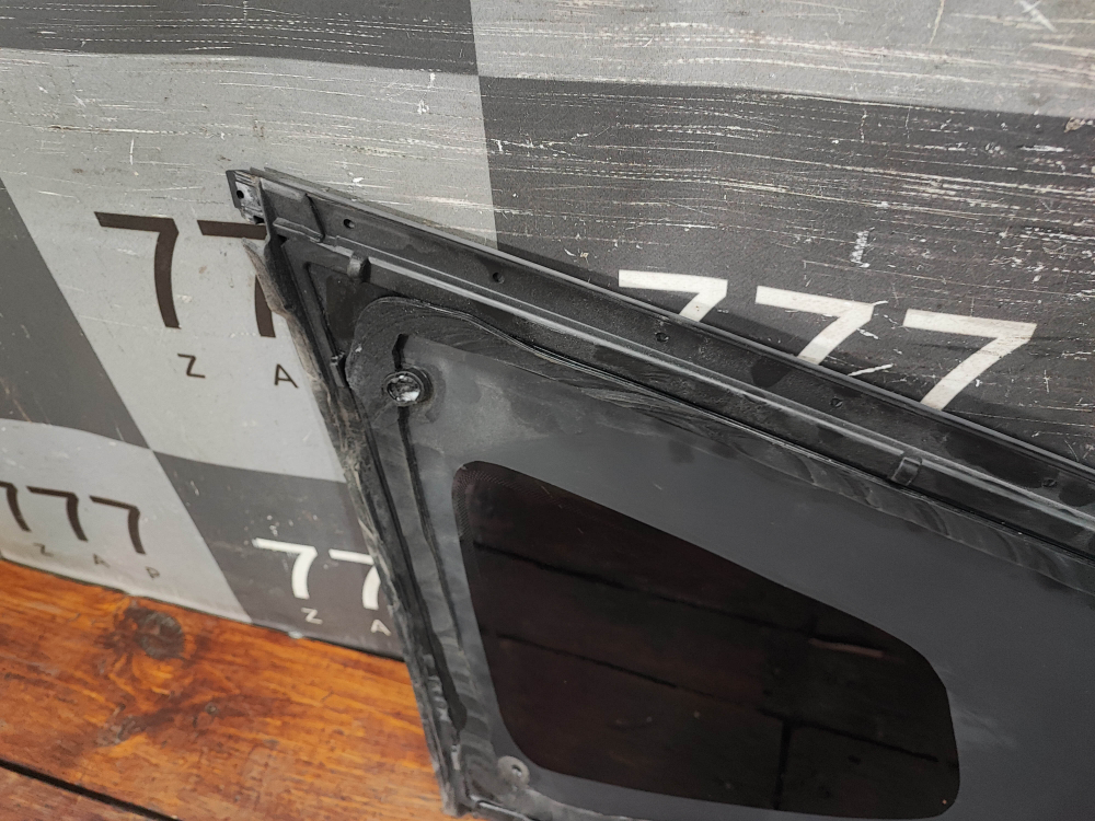 Стекло заднее правое глухое Chery Tiggo 7 Pro Б/У Оригинал 555000200AA