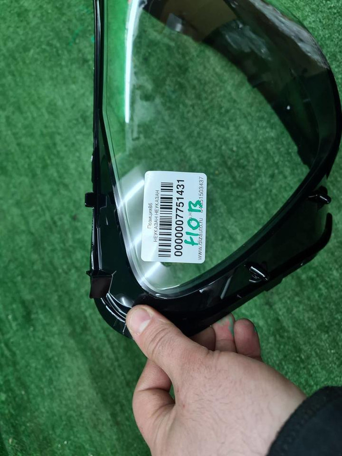 Стекло фары правое Mercedes GLS X167 (2019-2024)