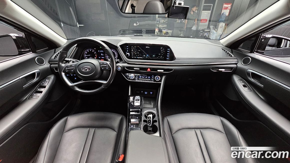 Hyundai Sonata (DN8) 2.0 (12.2020)