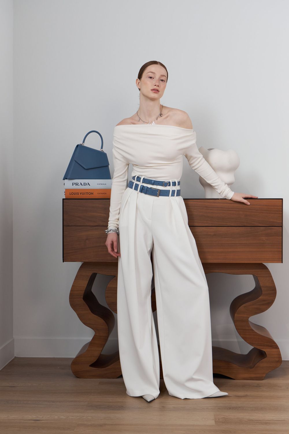 БАЗОВЫЙ ТОНКИЙ РЕМЕНЬ С МЯТОЙ ПРЯЖКОЙ BLUE