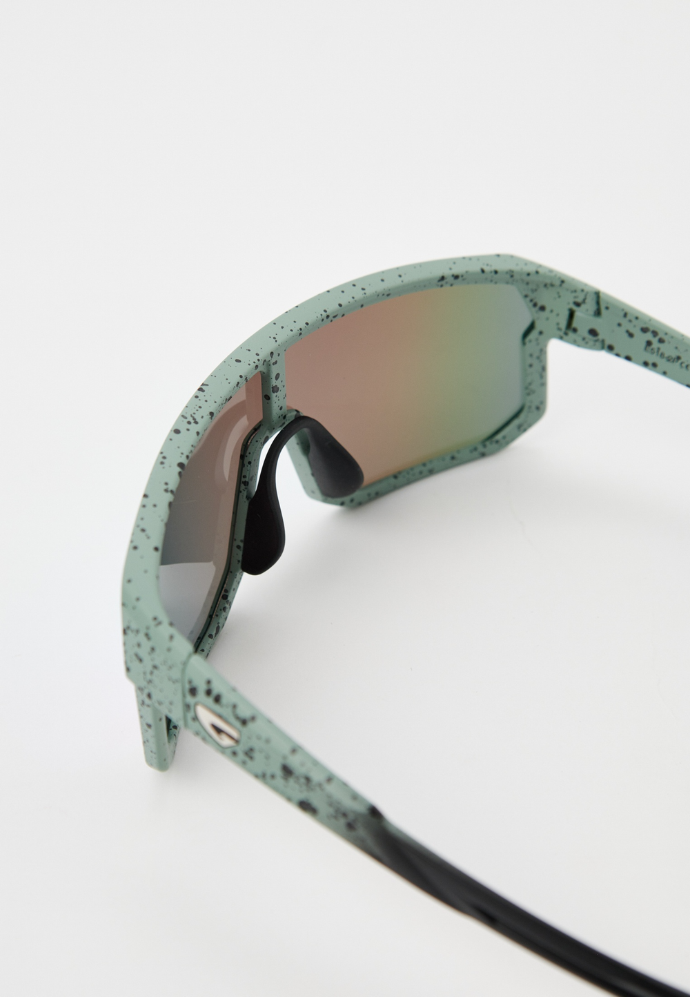 Спортивные очки GOG Vidar / Matt Green-Black / Polarized White-Blue Lens