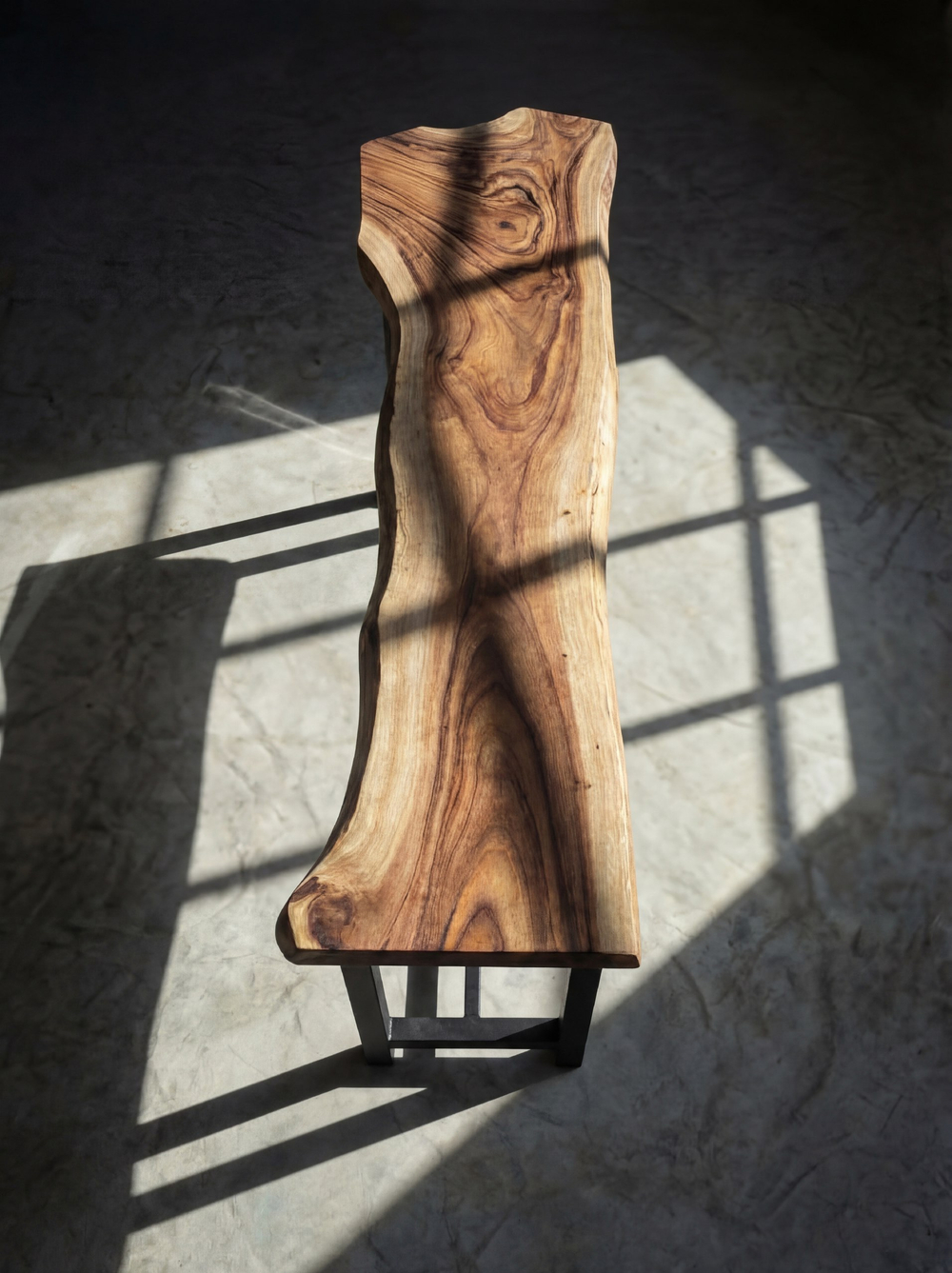 Барный стол из ореха