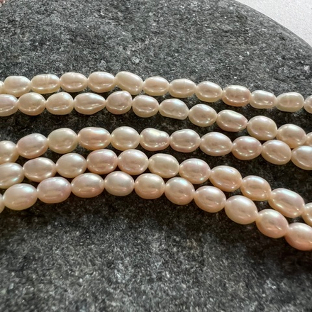 Жемчуг. Камни для изделий на заказ. Цена зависит от вида заказанного изделия