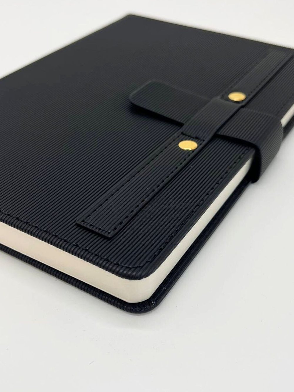 Блокнот А5 линейка 130л черный (8394-3)