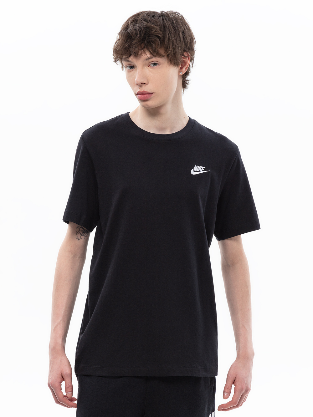 AR4997-013 ФУТБОЛКА Nike M NSW CLUB TEE