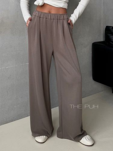 Женские брюки прямого кроя в цвете хаки