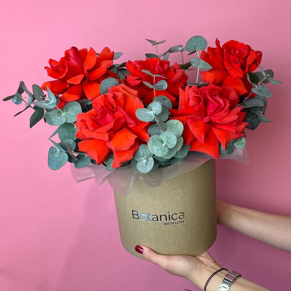 Моно композиция из французской розы Нина и эвкалипта 310120261