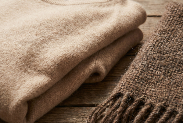 Уход за шерстью и кашемиром: как сохранить тепло и форму на долгие годы/ Уход за шерстью и кашемиром: как сохранить тепло и форму на долгие годы/