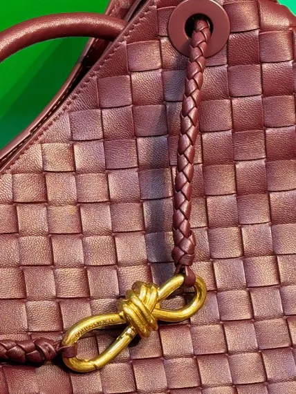 Сумка Bottega Veneta Andiamo бароло