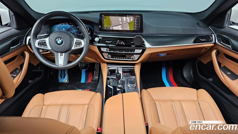 BMW 5 Series (G30) 520i M Sports (11.2022)