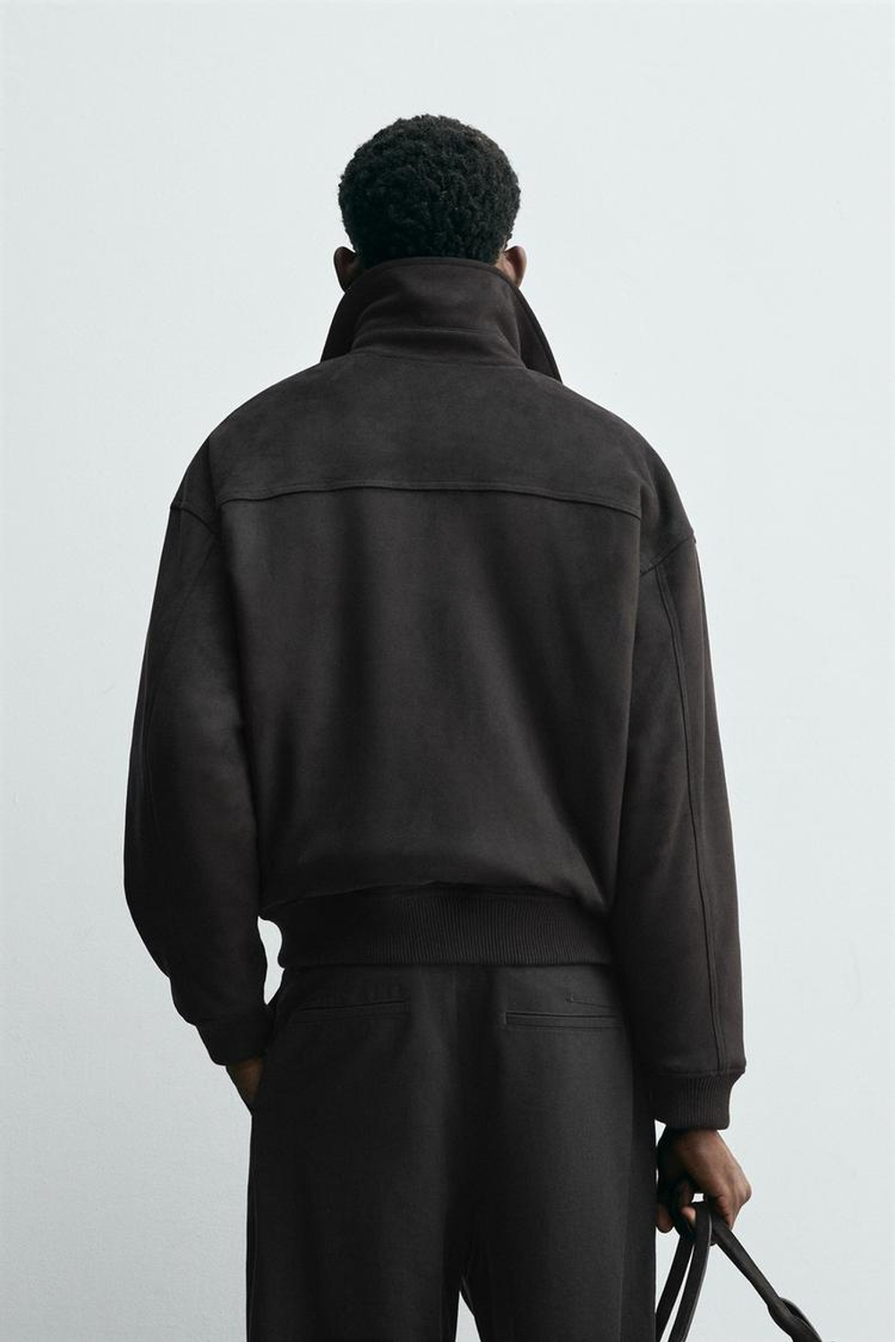 ZARA СТЕГАНАЯ КУРТКА ИЗ ИСКУССТВЕННОЙ ЗАМШИ, ЧЕРНЫЙ