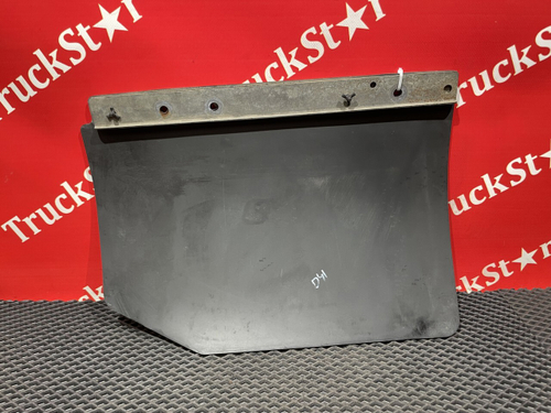 Брызговик кабины 2020г.