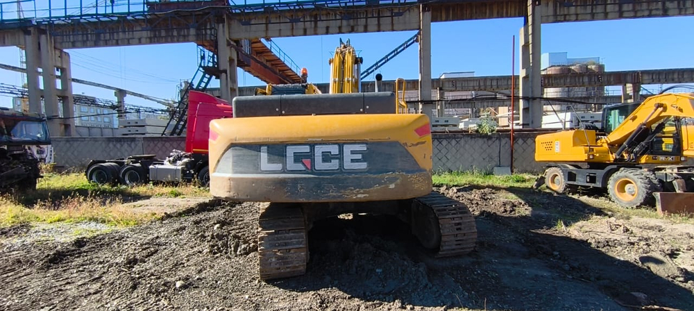 LGCE E6300 Экскаватор E6300F (Дизельный, 7,1 л, 231 л.с., АТ)