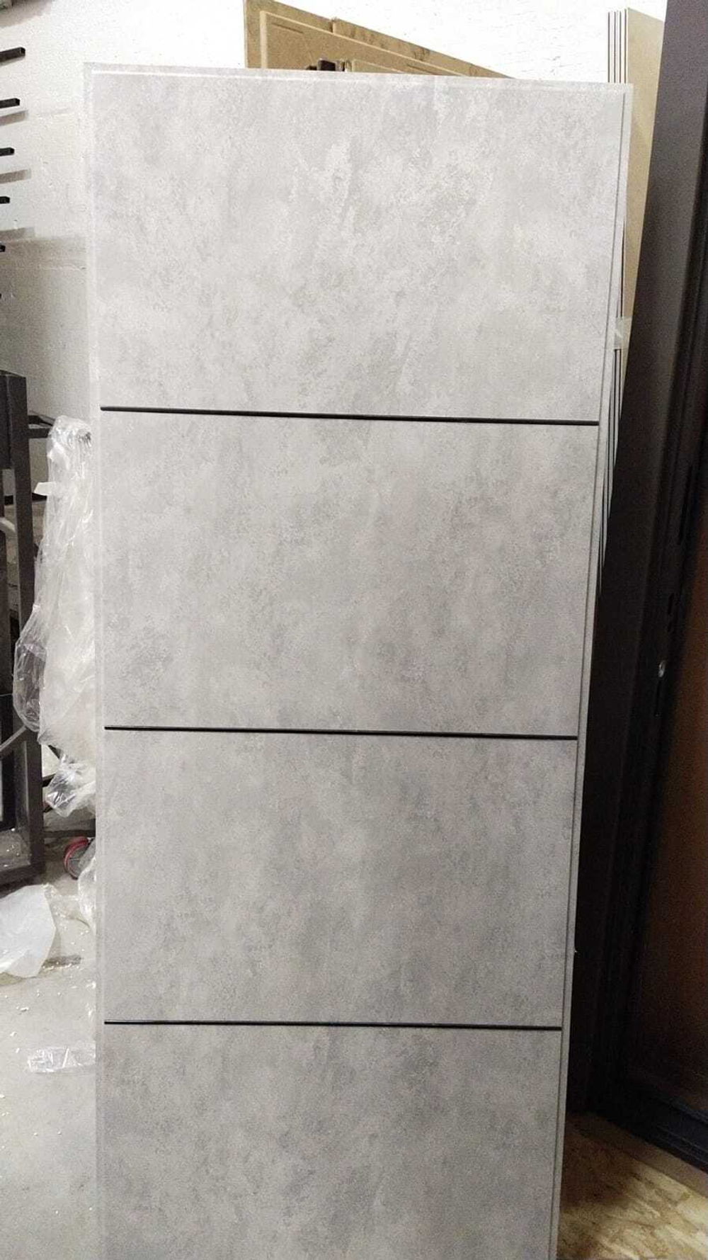 Дверь входная Лабиринт ACUSTIC 25 Бетон светлый (черная вставка) металлическая