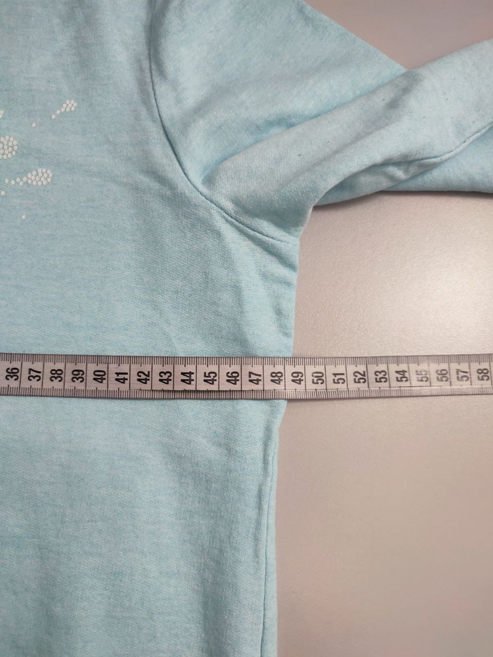 Джемпер Limited Basic с бабочкой 46 размер