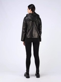 Кожаная куртка демисезонная с капюшоном
