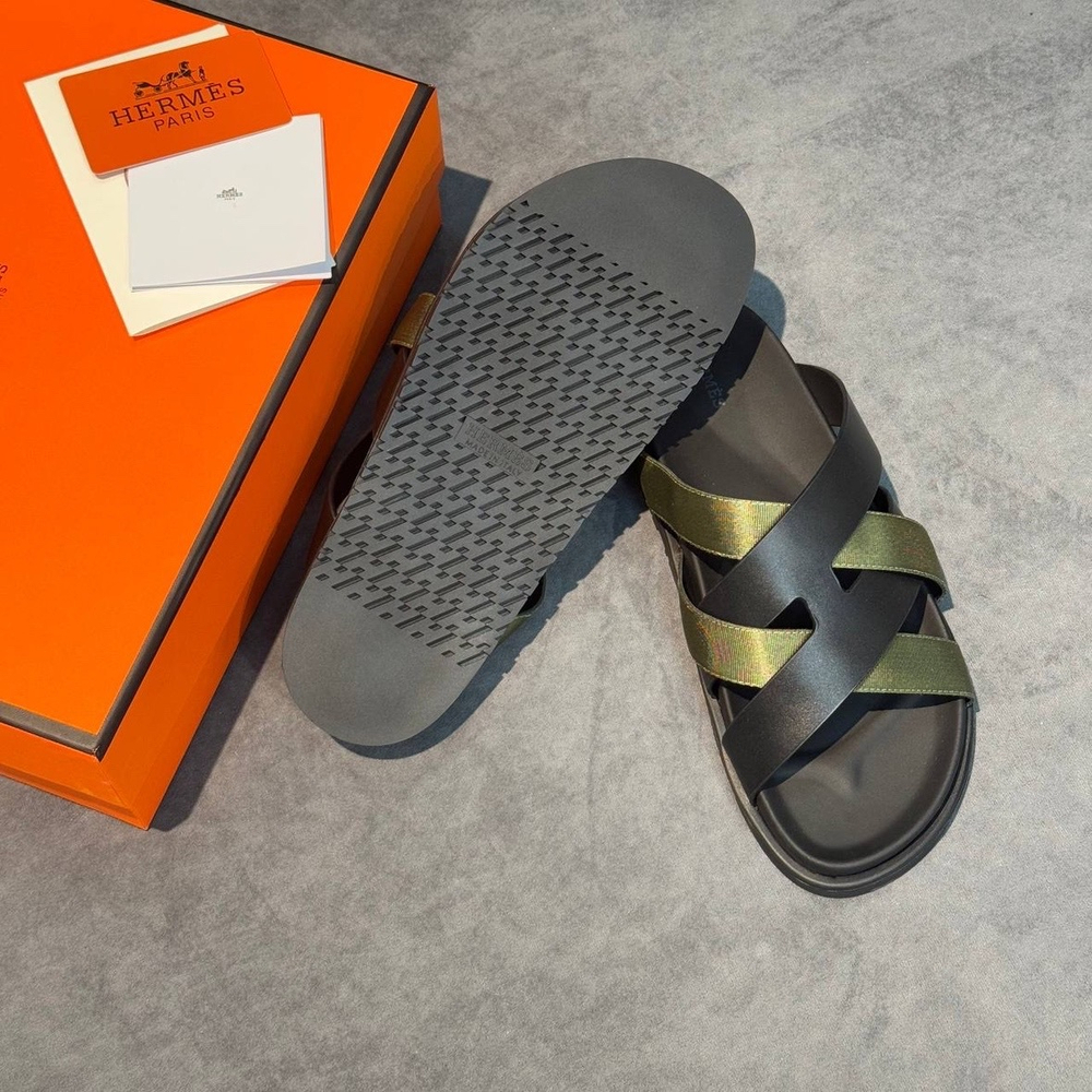 Шлепанцы Hermes