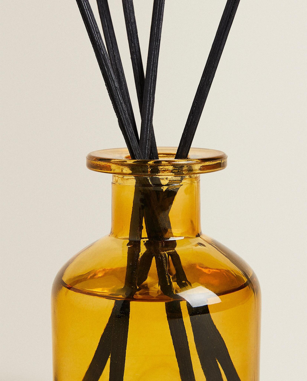 Zara Home WHITE LOTUS REED DIFFUSERS — ароматический диффузор с тростниковыми палочками, Белый Лотос, 120 мл