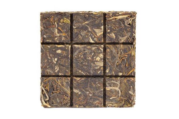 Шэн пуэр 2020 г. с чайных деревьев «Любовь» 90 г.