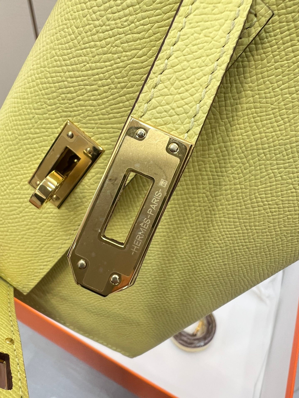 Hermes Kelly 19