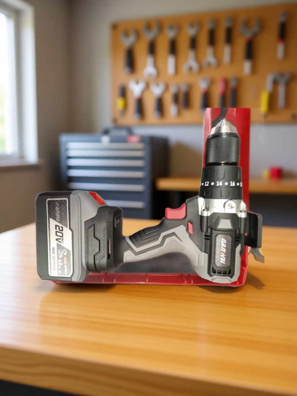 Дрель-шуруповерт шуруповерт для ледобура , 200N ,13 мм промышленного класса бесщеточная ударная дрель, От аккумулятора, 20 В, 120 Нм, 2 АКБ 9 mah