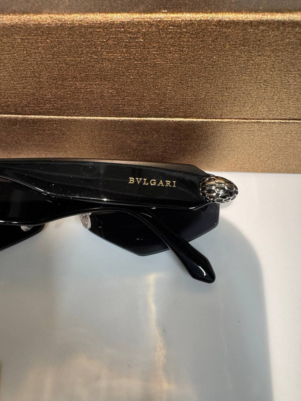 Солнцезащитные очки Bvlgari
