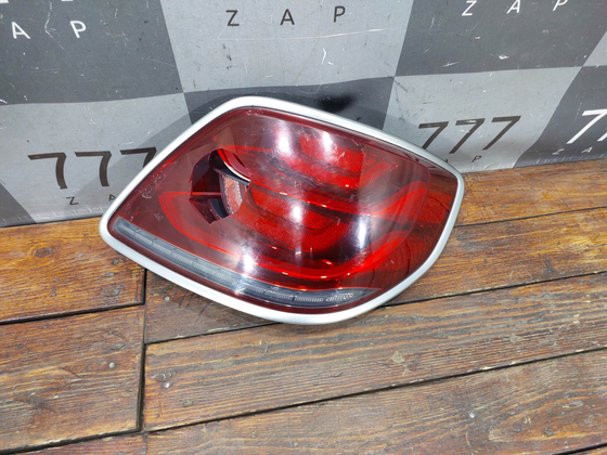 Фонарь зaдний пpавый с дефектом Kia K900 2 18-22 Б/У Оригинал 92402J6000
