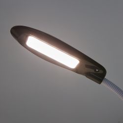 TLD-546 Black-LED-350Lm-4500K Светильник настольный прищепка. 5W. Механический выключатель. Черный. ТМ Uniel