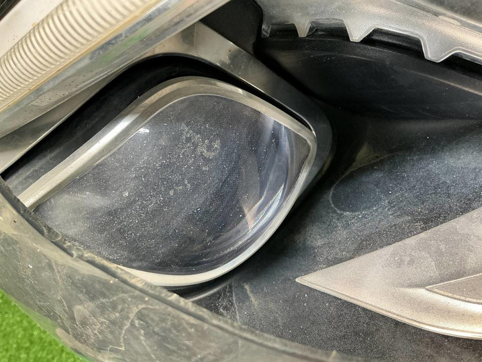 Битая Фара правая Mercedes GLE W166 (15-18) LED