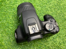 Canon 1000D kit 18-55 mm 3.5-5.6 II 4.900 кадров