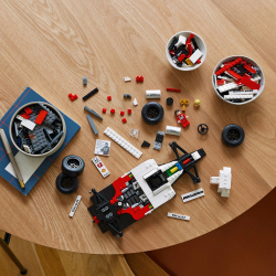 Конструктор LEGO Icons McLaren MP 103304/4 и Айртон Сенна — фото 13