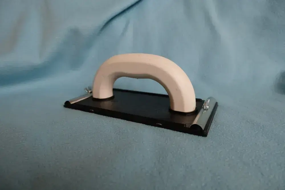 Терка шлифовальная под сетку или шкурку сеткодержатель