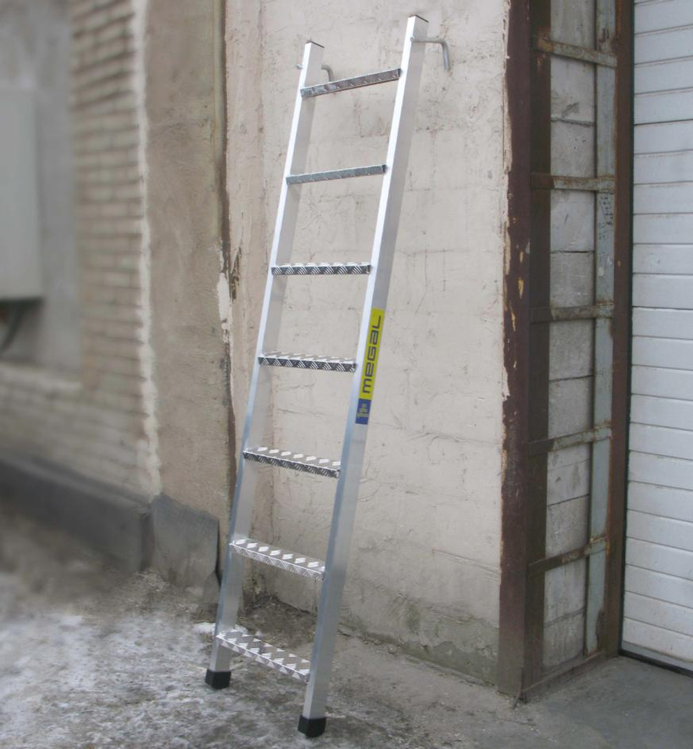 Лестница приставная стеллажная MEGAL ЛПС - 4,0
