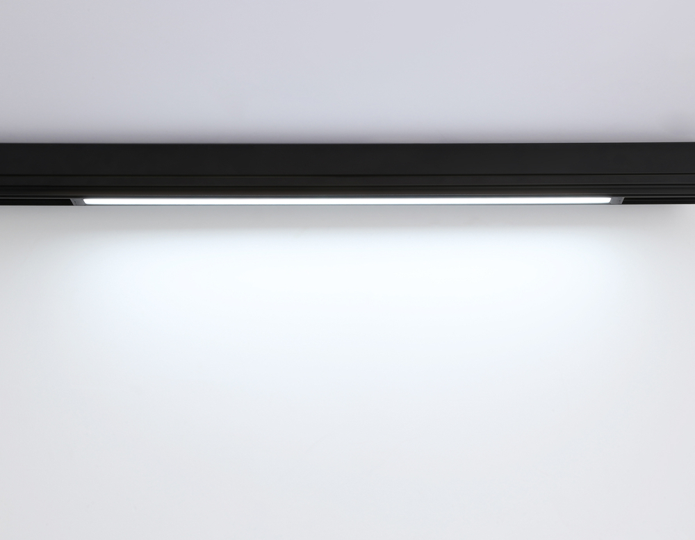 Светильник светодиодный для шинопровода Magnetic 220V GL1292 BK черный IP20 24W 3000K-6400K 120° 562*25*42
