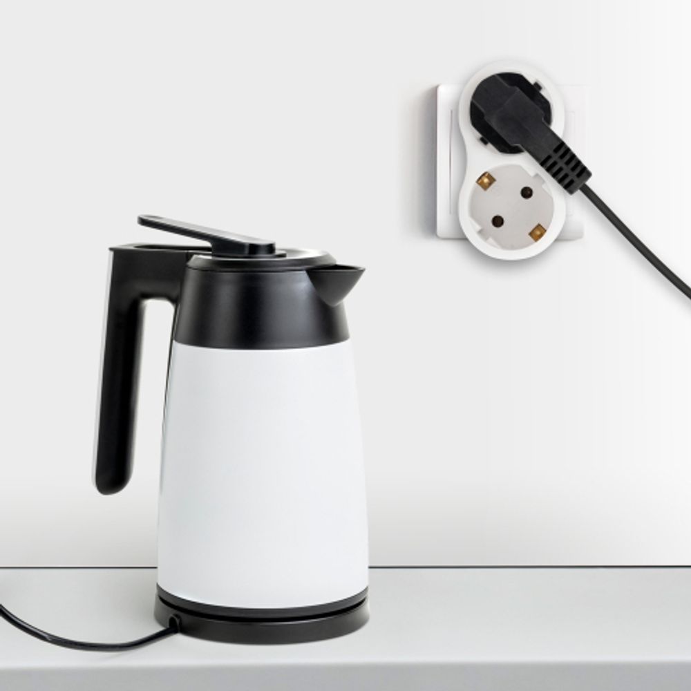 Разветвитель электрический ЭРА SPx-2e-W на 2 розетки с заземлением 16А белый