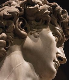 Cuir de Medicis, свеча в мраморе Rinascimento collection, Ladenac Milano