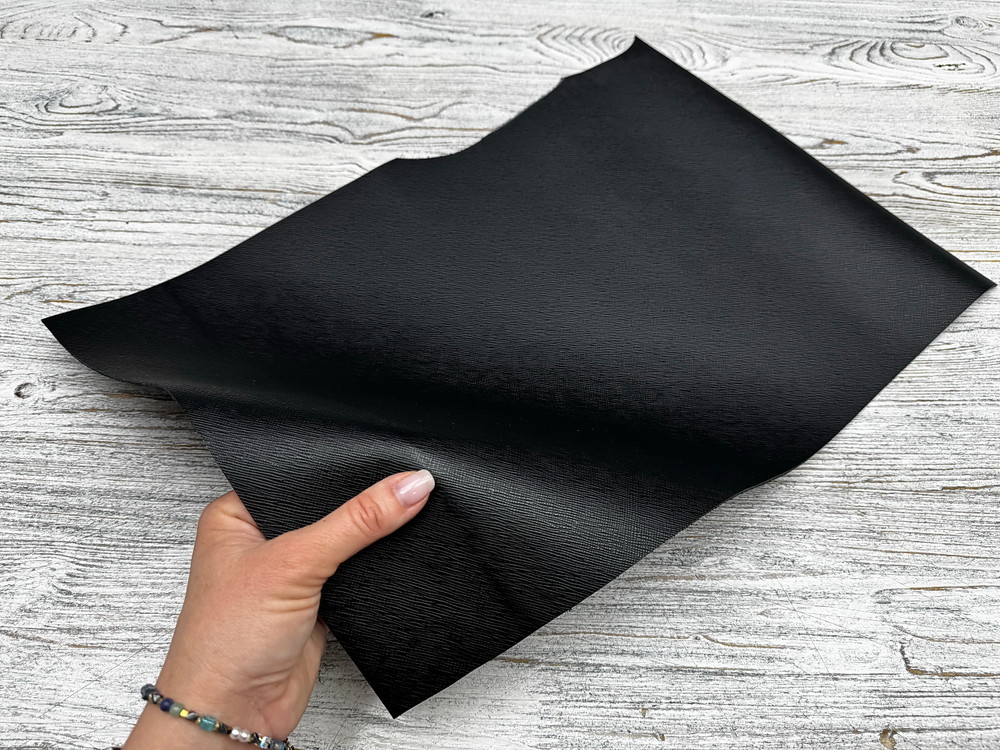 Сафьяно цв. Черный / Saffiano Royal Black, толщ. 1,1-1,3 мм, ПАНЕЛИ