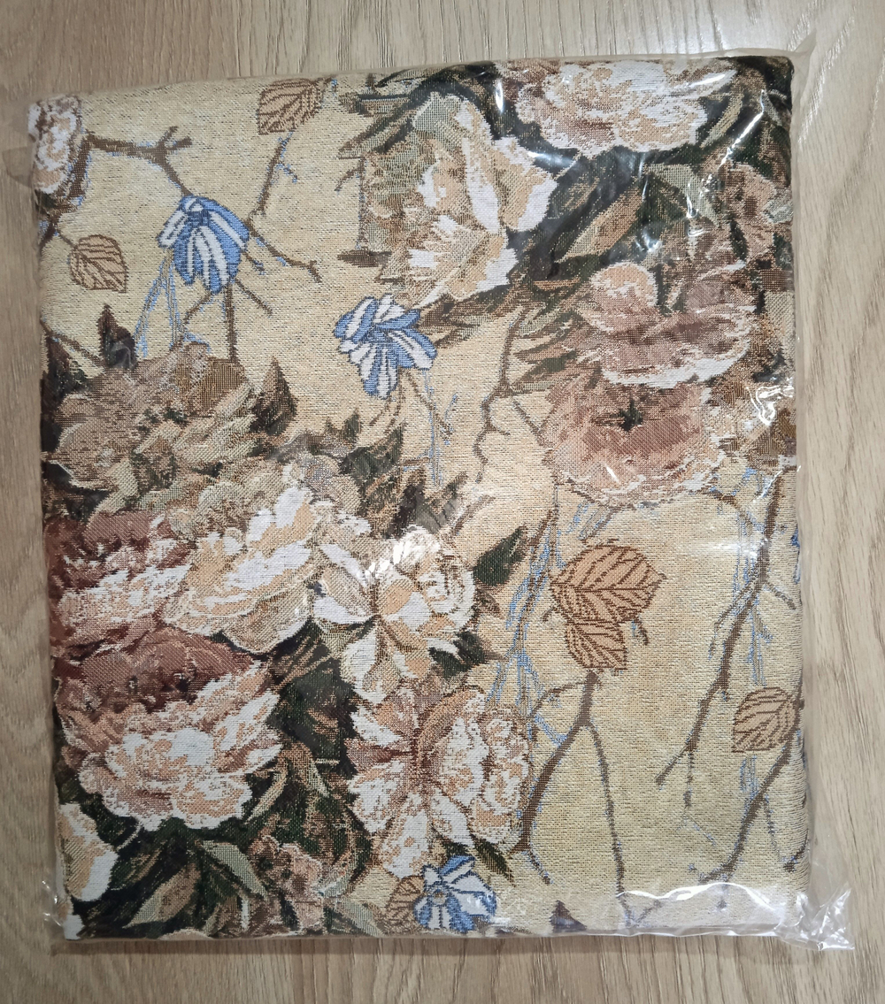 Покрывало гобеленовое Пышные розы 2-спальный (180х200)