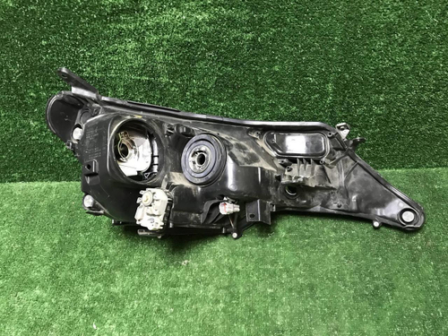 Фара левая Toyota Rav 4 CA40 (2012-2015) ксенон