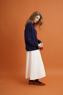 Юбка-трапеция с контрастным швом, белая