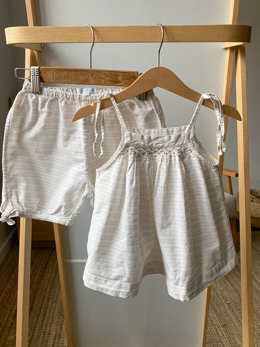 Костюм Marie Chantal