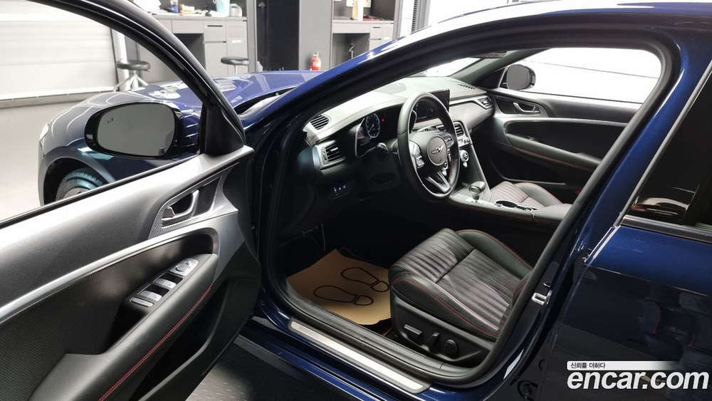 Genesis The New G70 Бензин 2.0T 4WD (12.2020)