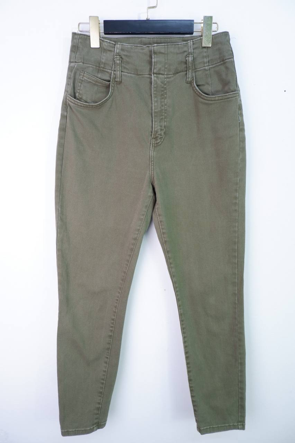 Джинсы Bershka для городских приключений, маркировка 38, визуально на 44 размер